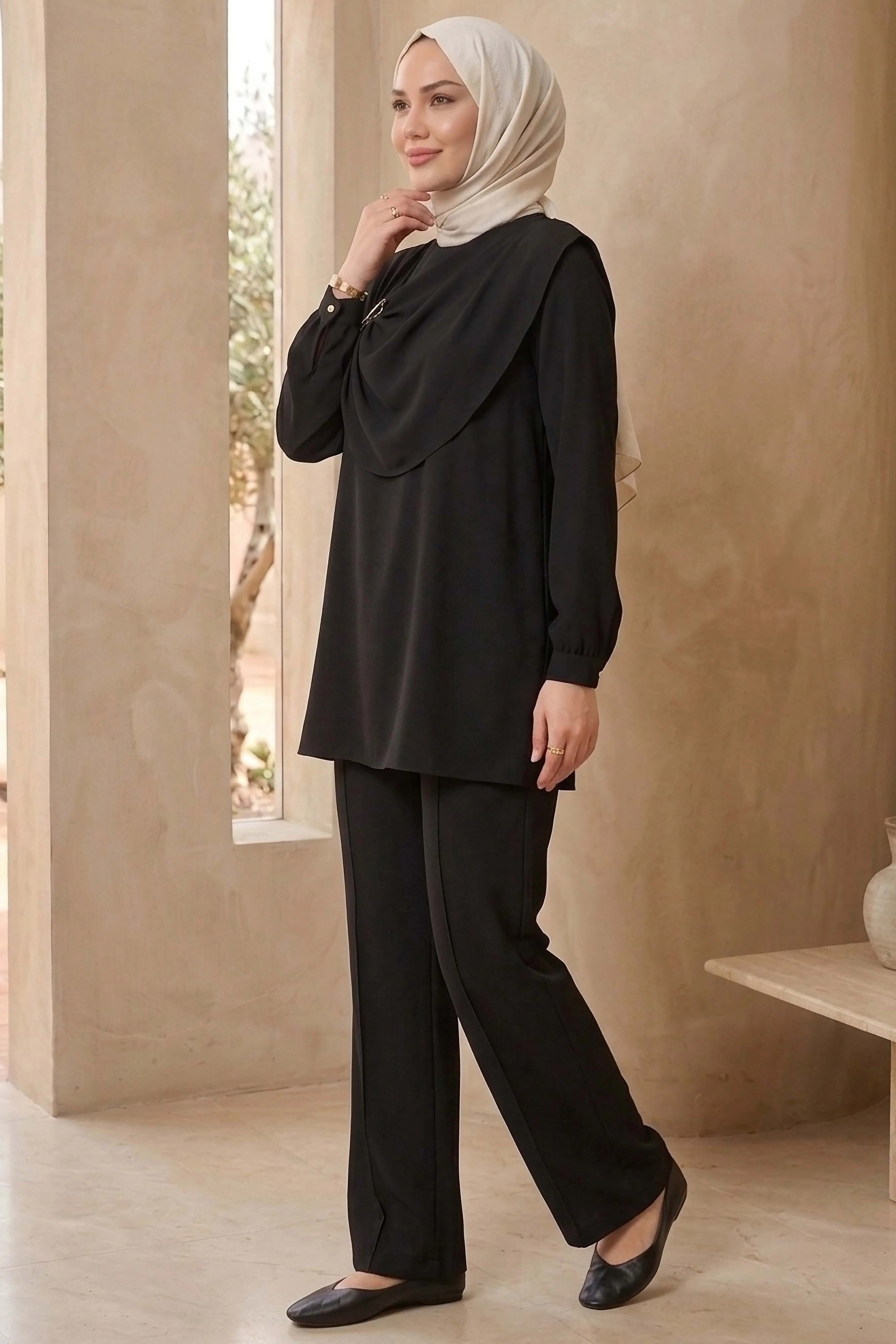 Elegant Draped Hijab Tunic & Wide-Leg Set