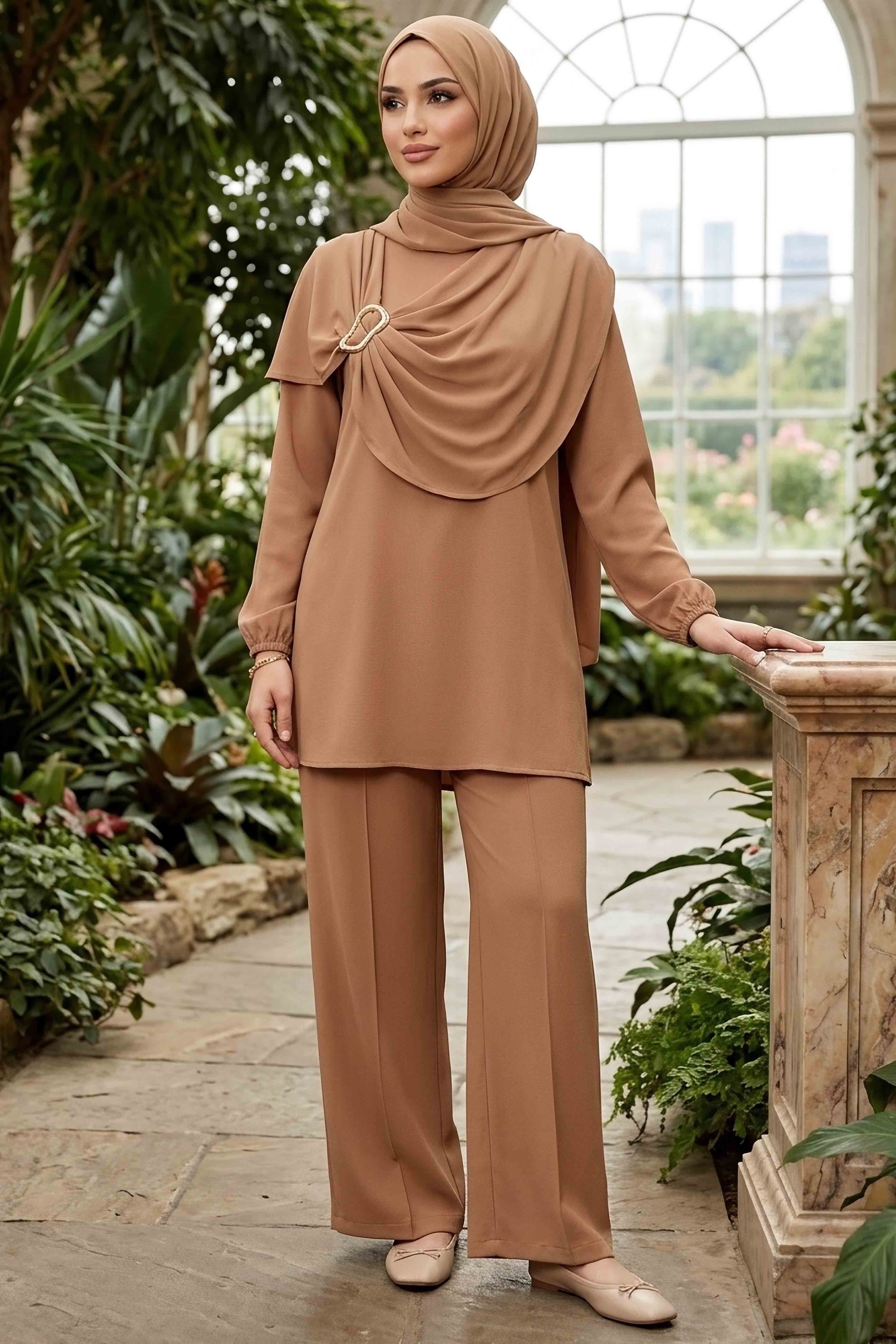 Elegant Draped Hijab Tunic & Wide-Leg Set